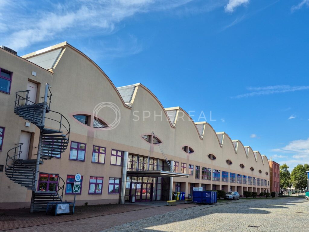 Pronájem kanceláří o ploše cca 1 000 m² na ulici Olomoucká