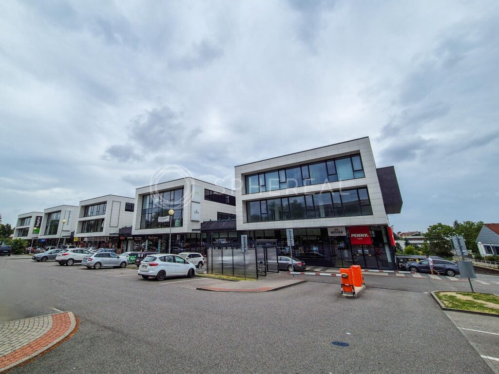 Pronájem moderních kanceláří s terasou o ploše 276 m²