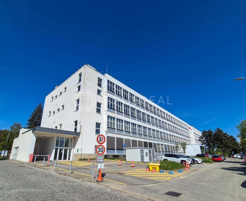 Pronájem kanceláří na severu Brna o ploše 1758 m²